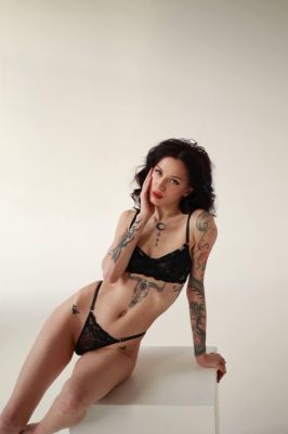 Знакомства в Мурманске — Лана NEW, 23 лет